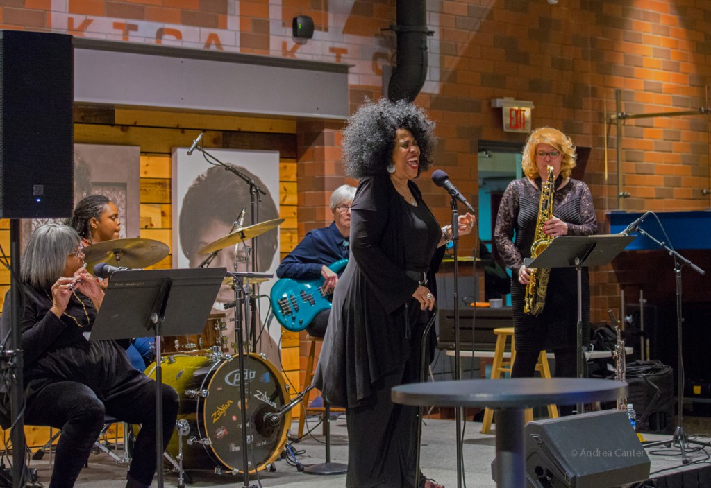 Pippia Ardennia and the Women in Jazz band at TPT, © Andrea Canter